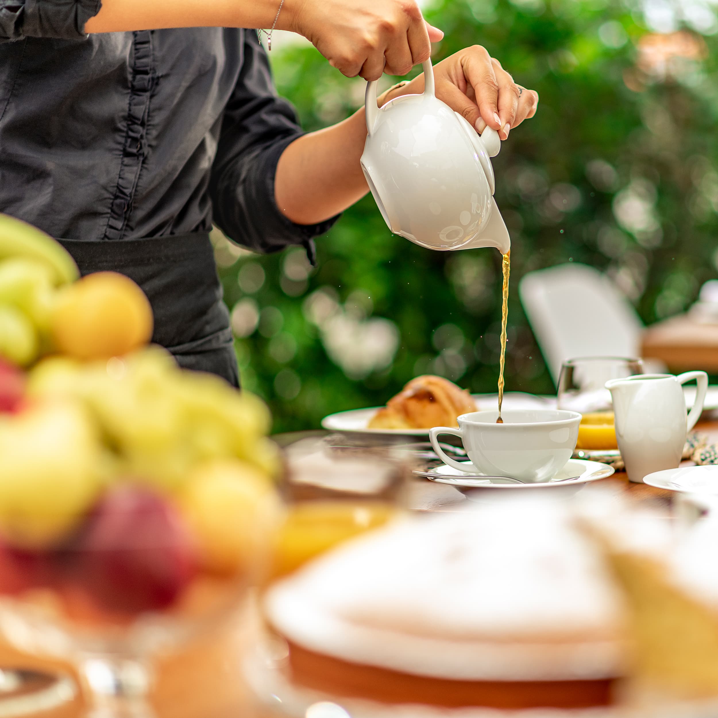 La colazione con selezione dei migliori prodotti per il buffet in terrazza panoramica